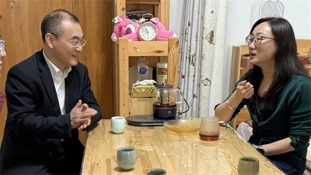 1738718623050058686.jpg 8.jpg