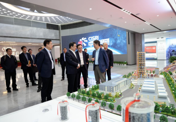 白忠泉董事长率队赴中国钢研交流学习科技立异事情